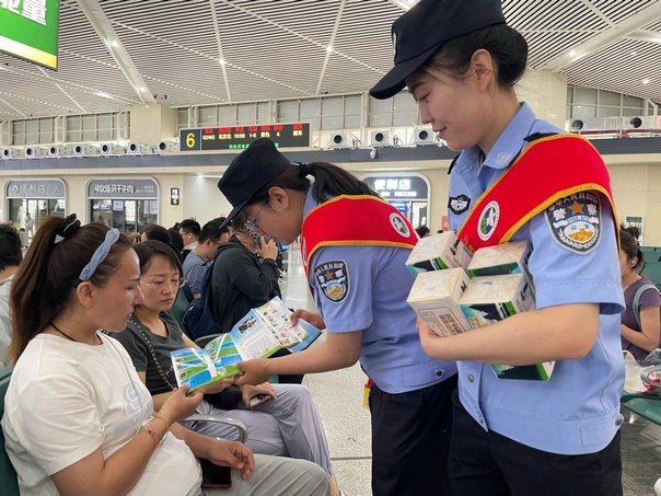 1750951891136014.jpg 禁毒2.jpg