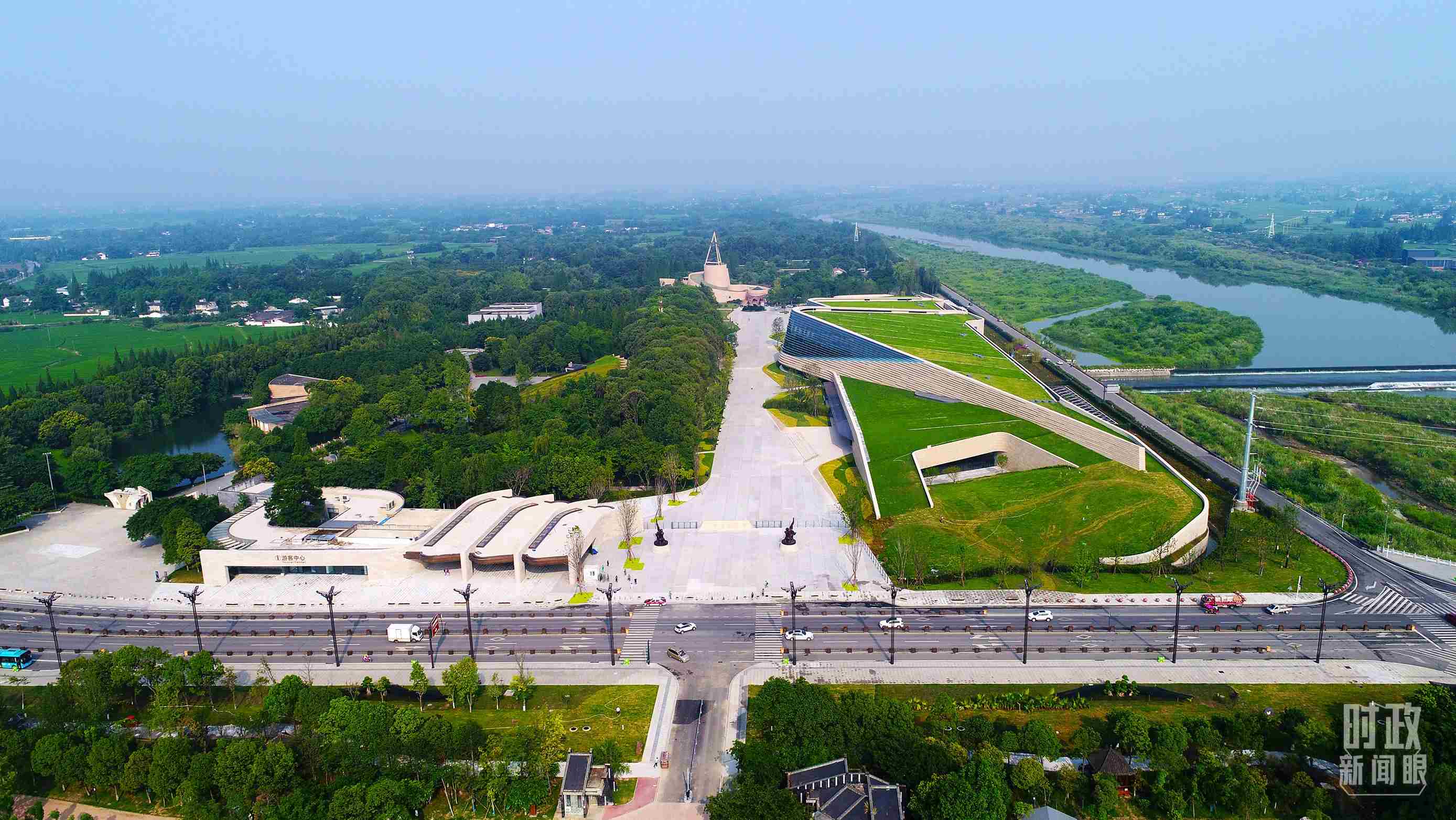 △三星堆博物館航拍。（總臺(tái)央視記者范凱拍攝）