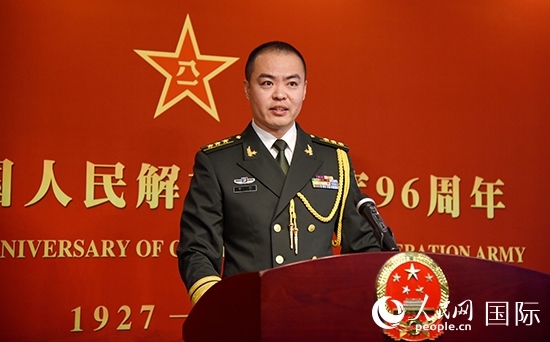 中國駐瑞典大使館李珂副武官致辭。人民網(wǎng)記者 殷淼攝