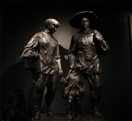 養(yǎng)父母碑。中央民族大學(xué) 張瑜桐攝