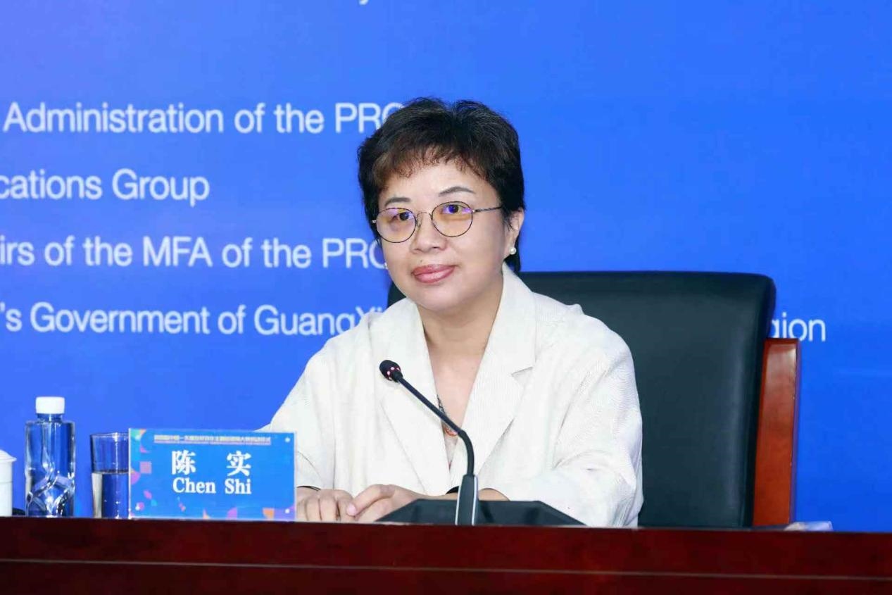 陳實(shí)主持嘉賓致辭環(huán)節(jié)。中國駐東盟使團(tuán)供圖