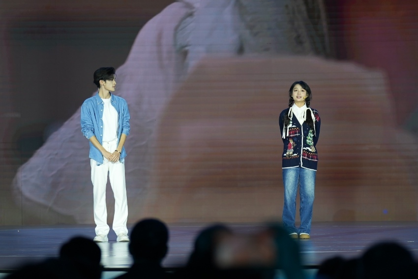 煎餅果仔（演員張家?。?、夏天妹妹（演員楊茜云）