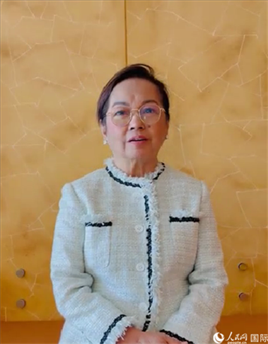 菲律賓前總統(tǒng)阿羅約通過視頻發(fā)表致辭。人民網(wǎng)記者樊帆 攝