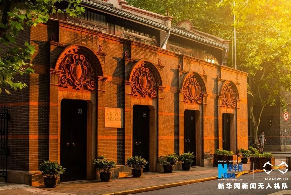 晨曦下的中共一大會(huì)址紀(jì)念館。新華網(wǎng) 吳愷 攝