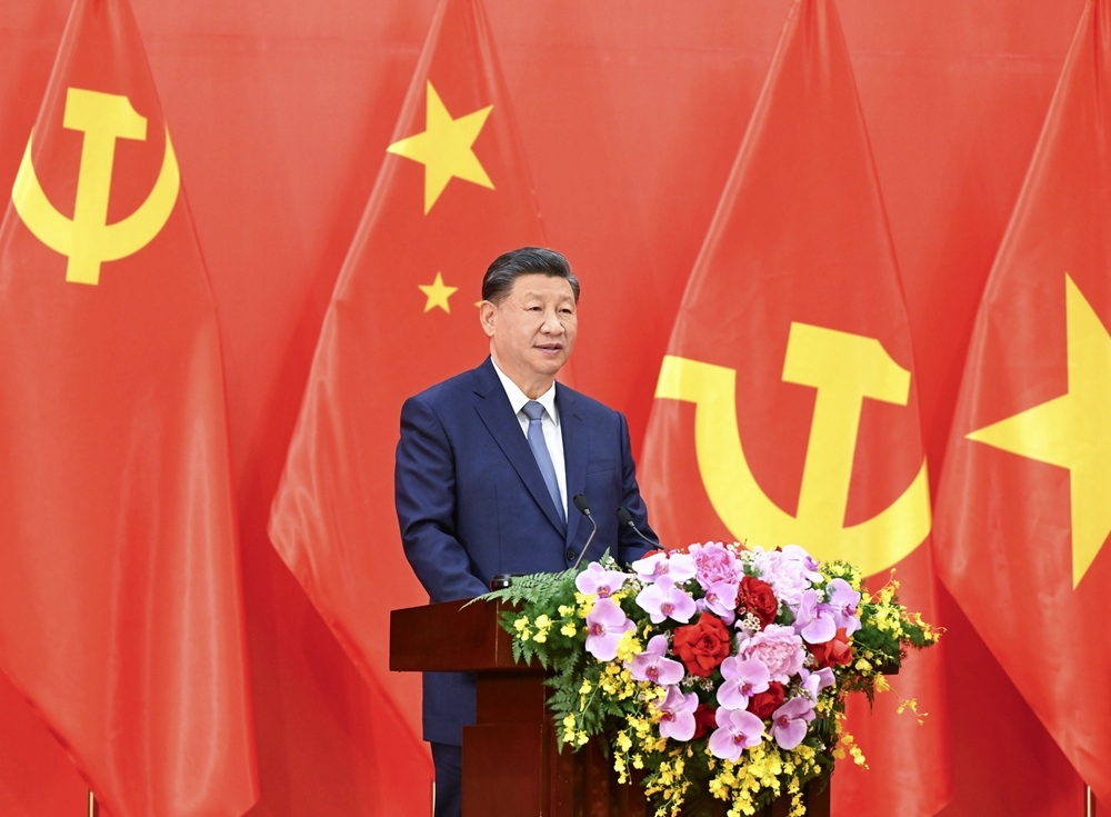 習近平總書記發(fā)表題為《賡續(xù)傳統(tǒng)友誼，開創(chuàng)中越命運共同體建設新征程》的重要講話。