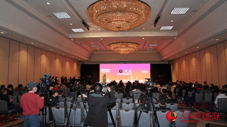 “中國之夜暨消費電子發(fā)展論壇”現(xiàn)場。人民網(wǎng)記者 鄧圩攝