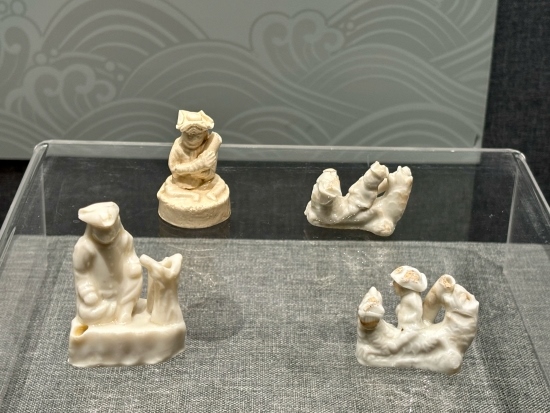 德化縣陶瓷博物館陳列的荷蘭人口哨。人民網(wǎng)記者 金慧慧攝