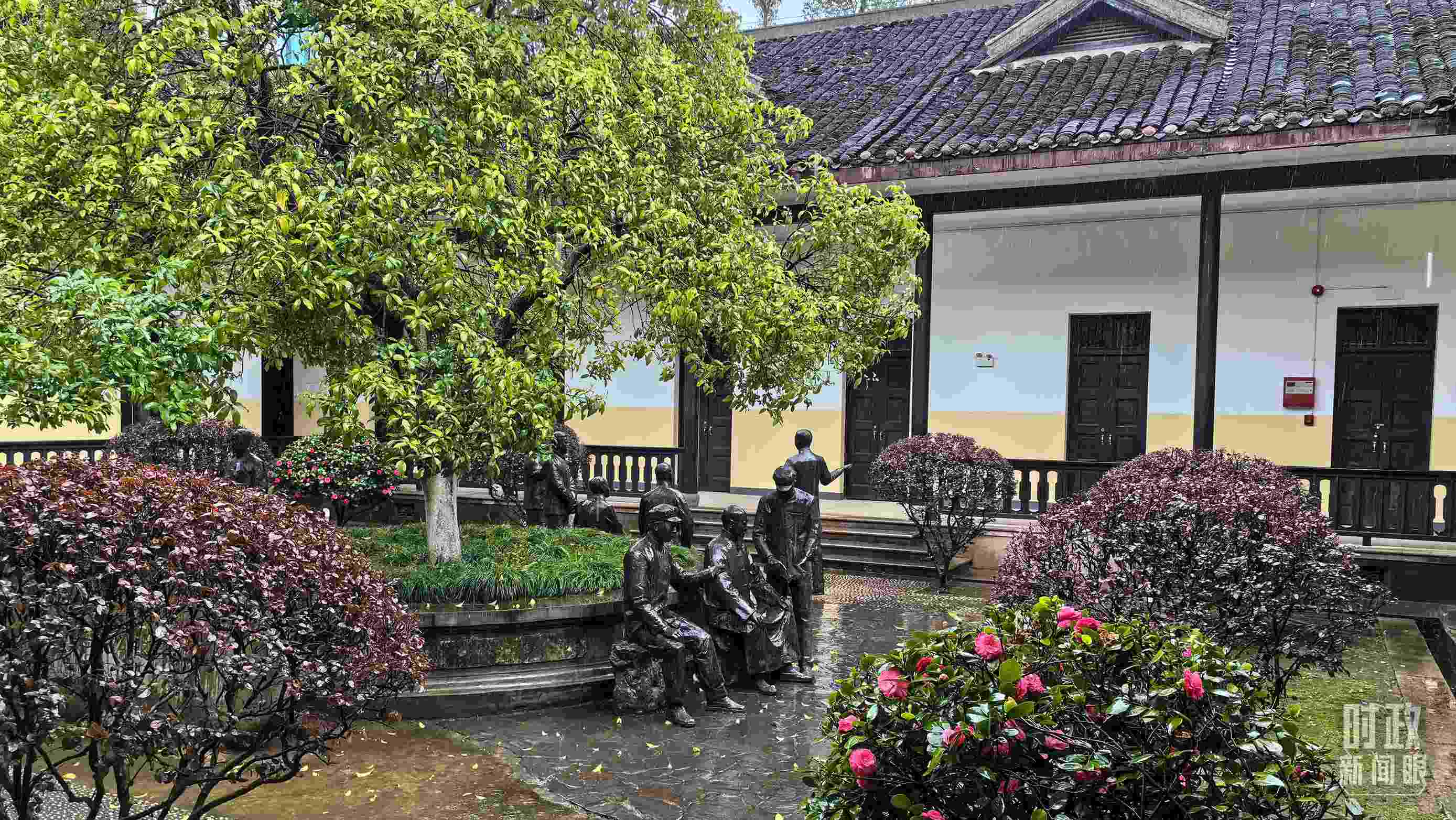 △湖南第一師范學(xué)院（城南書(shū)院校區(qū)）校園里。（總臺(tái)央視記者趙化拍攝）