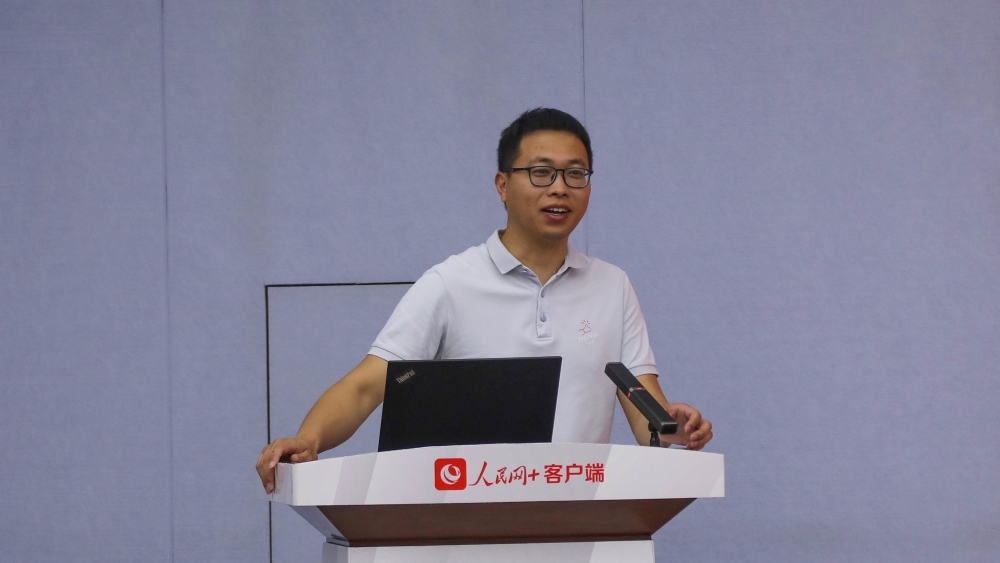 全國五一勞動獎章獲得者、90后工程師龍茂輝作主題宣講日照職業(yè)技術學院供圖