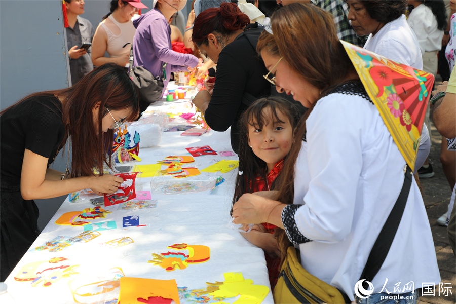 活動(dòng)現(xiàn)場。人民網(wǎng) 埃內(nèi)斯托·多明戈斯攝