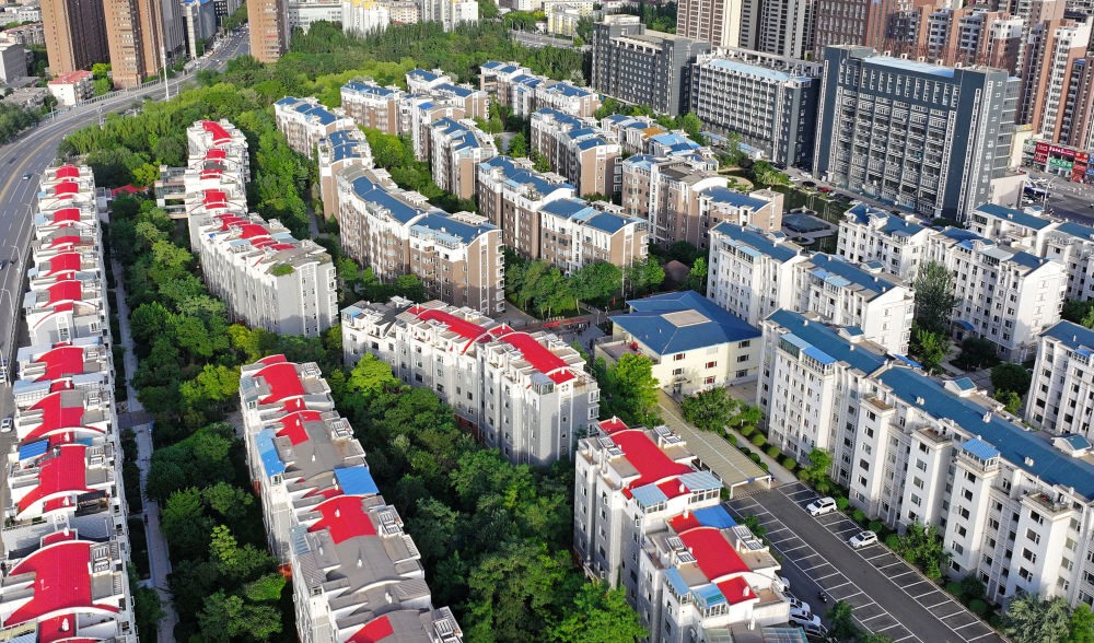 6月19日拍攝的長城花園社區(qū)（無人機照片）。