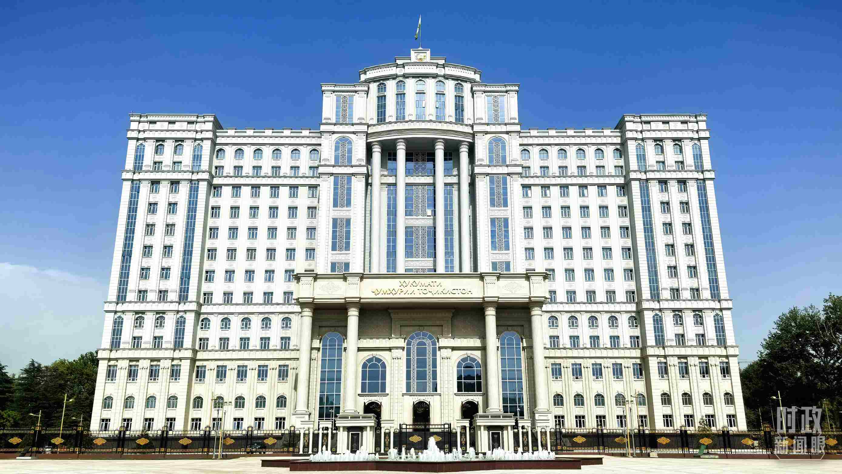 △中方援建塔政府大樓。（總臺央視記者鄂介甫拍攝）