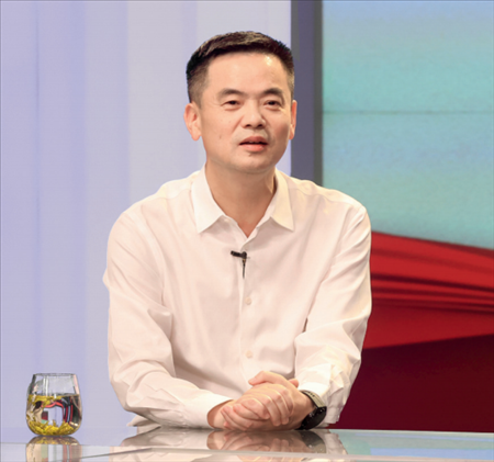 采訪對(duì)象：湖州市委常委、安吉縣委書(shū)記楊衛(wèi)東