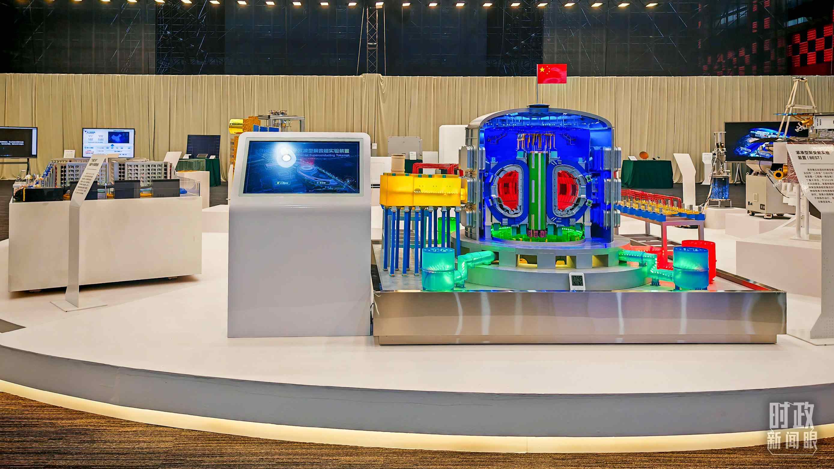 △安徽省重大科技創(chuàng)新成果集中展示的展品。（總臺央視記者周倜拍攝）