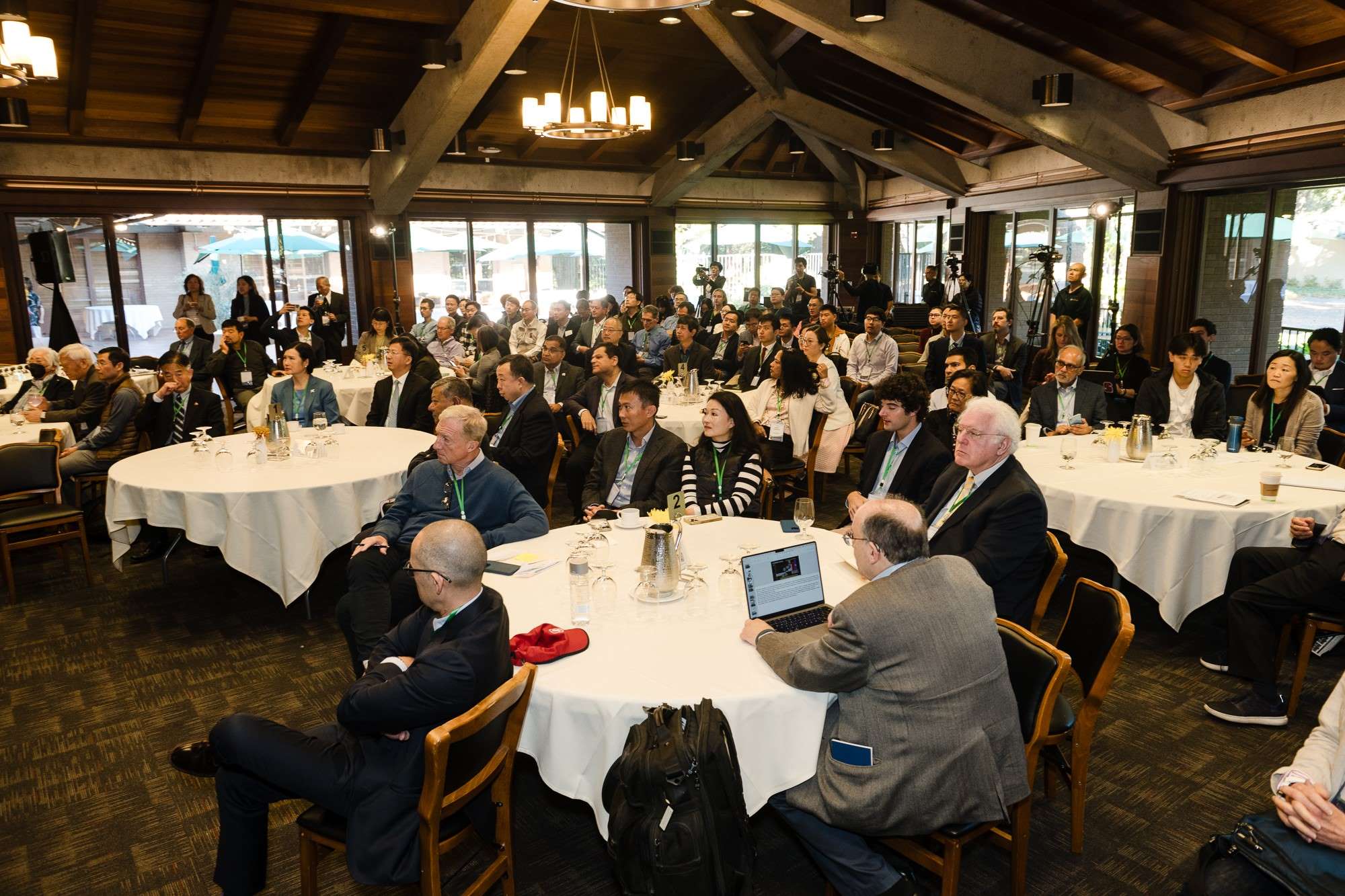 峰會(huì)現(xiàn)場(chǎng)。馮超攝