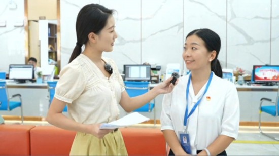 直播現(xiàn)場(chǎng)。海南省營(yíng)商廳供圖