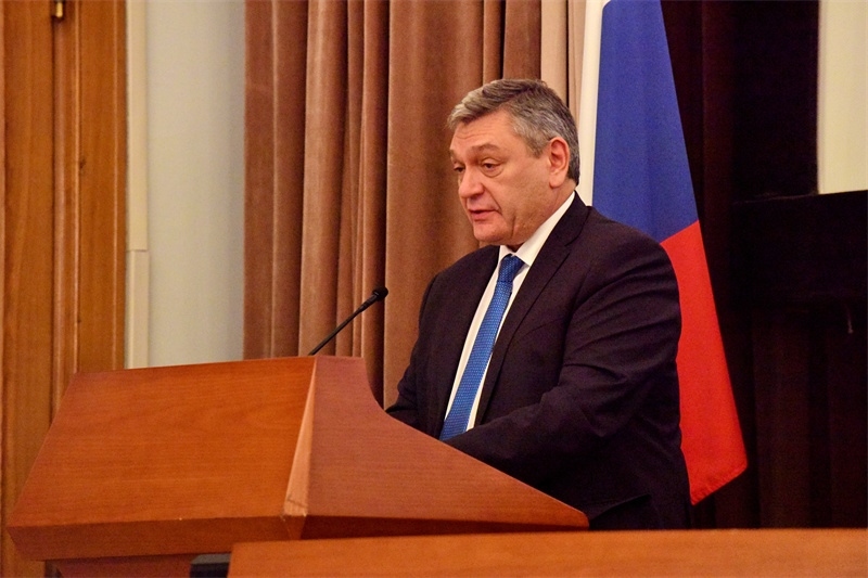 俄羅斯外交部副部長(zhǎng)魯?shù)强浦罗o。主辦方供圖