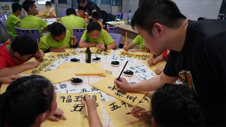 書法教學。主辦方供圖