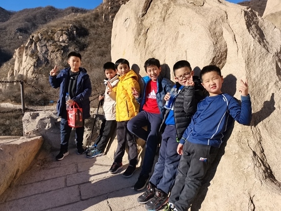 登山隊(duì)員供圖。