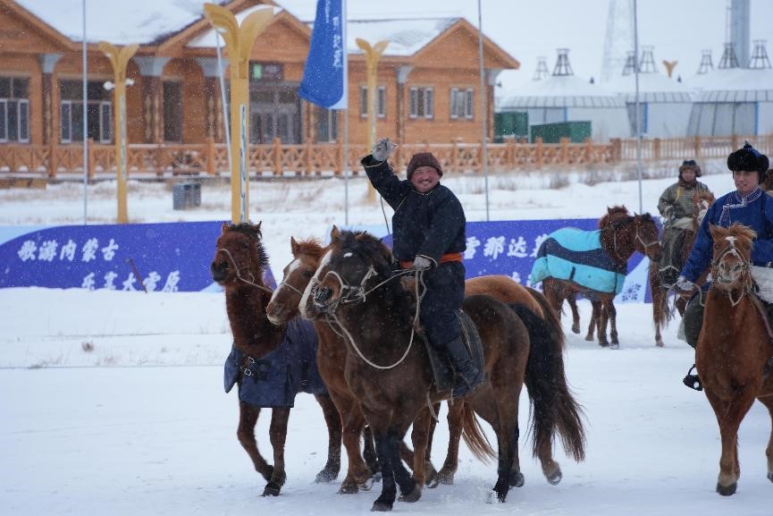呼倫貝爾冰雪那達慕。人民網記者 趙夢月攝