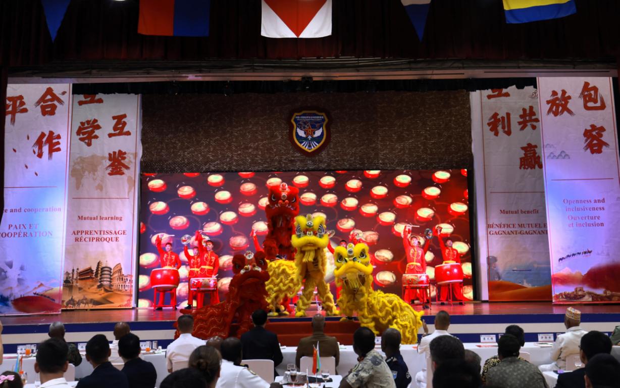 舞獅表演《金獅送福》。主辦方供圖