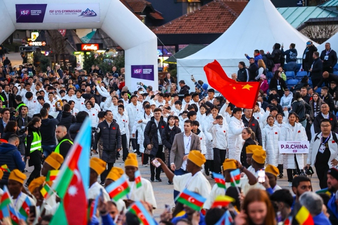 中國中學(xué)生體育代表團在開幕式上入場。圖片來源：中國中學(xué)生體育代表團