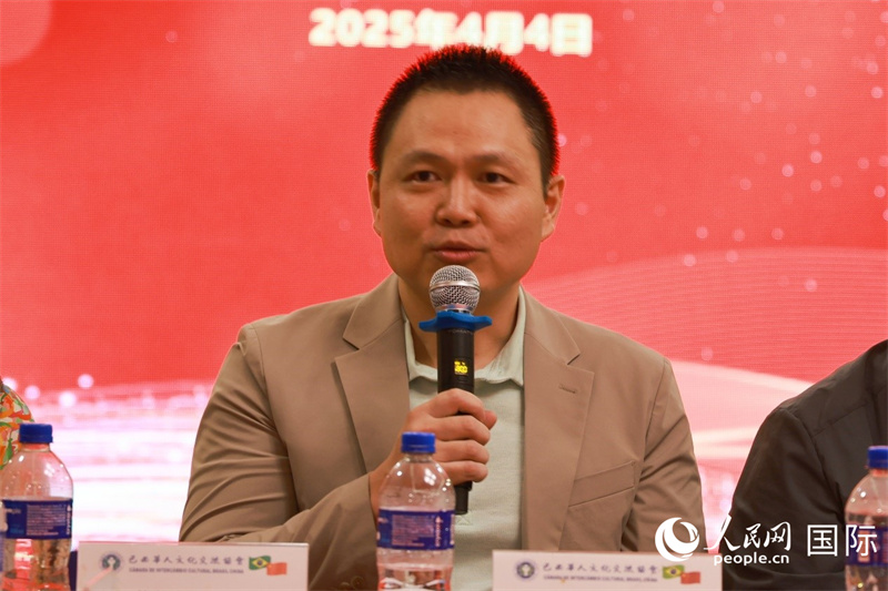 中國駐里約熱內(nèi)盧總領(lǐng)館副總領(lǐng)事王尉育在座談會上致辭。人民網(wǎng)記者 陳海琪攝